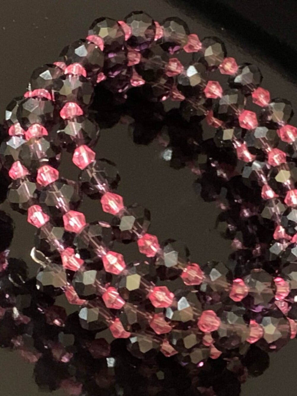 Handmade. Dark purple and rose pink glass beaded coil bracelet set - Picture 3 of 6